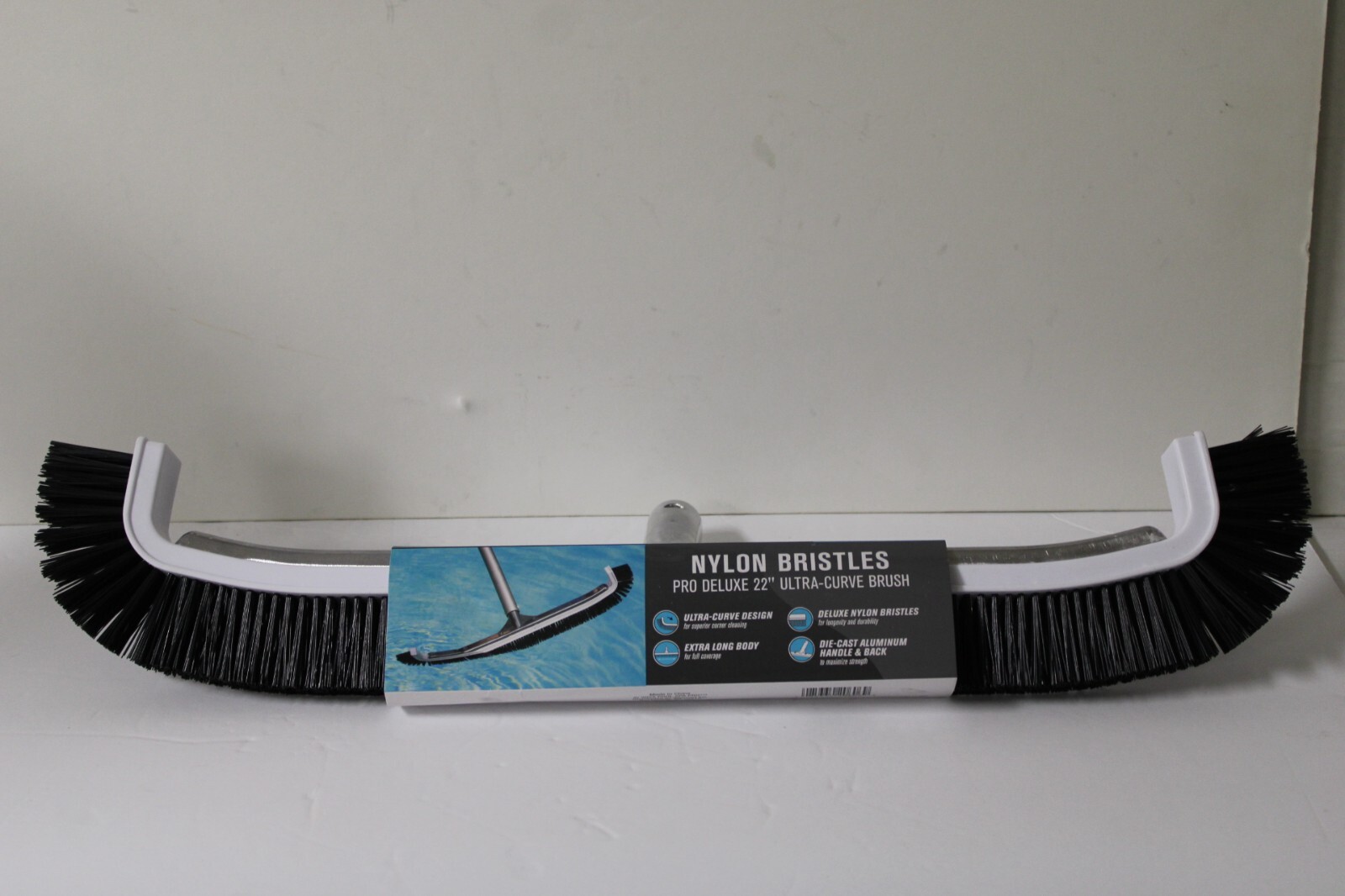 Pool Spa Pro Deluxe 22 Inch Ultra-Curve Swimming Pool and Spa Cleaning Brush