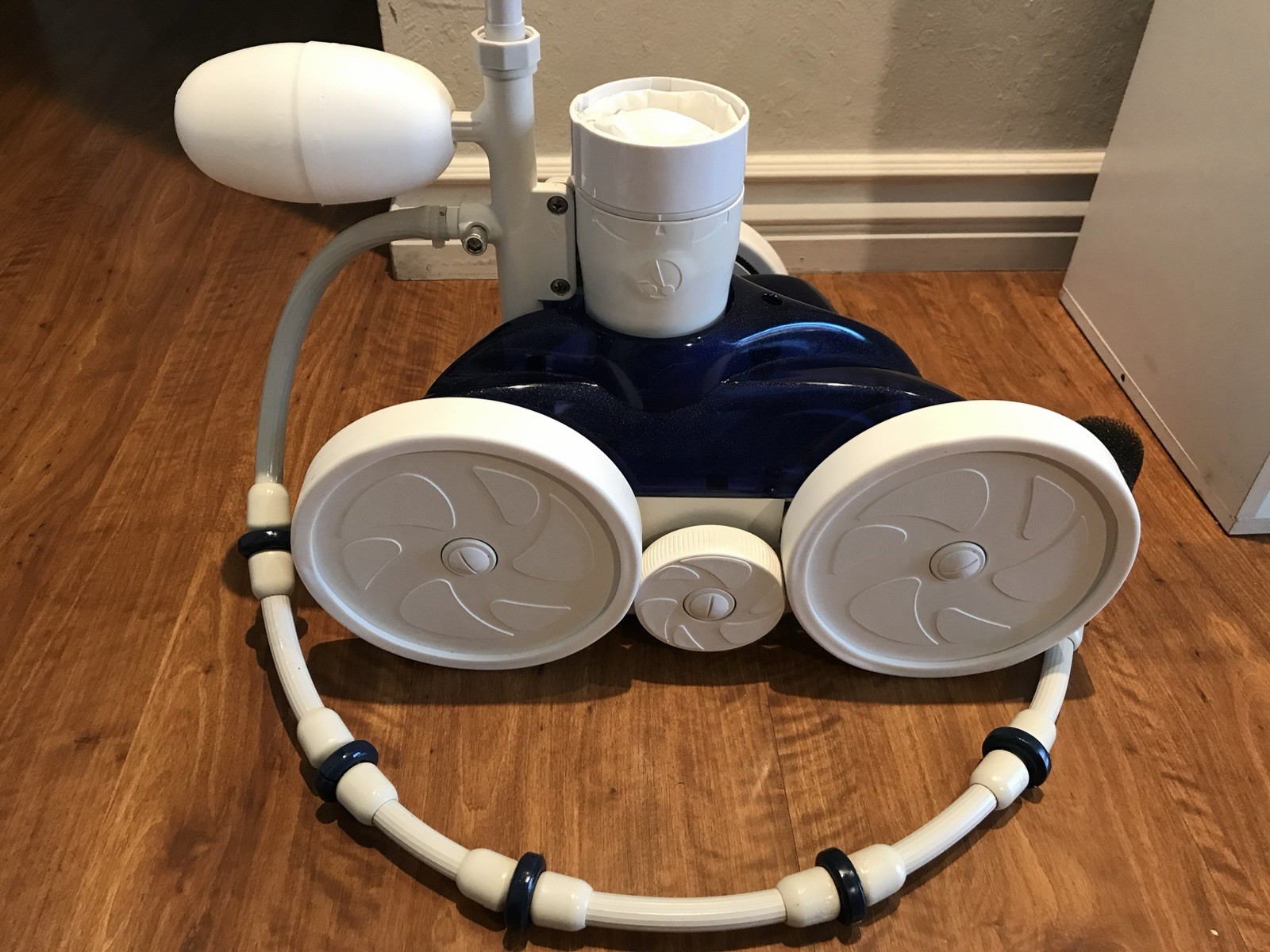 POLARIS 280 Pool Sweep Pool Cleaner! Closest Thing To New!