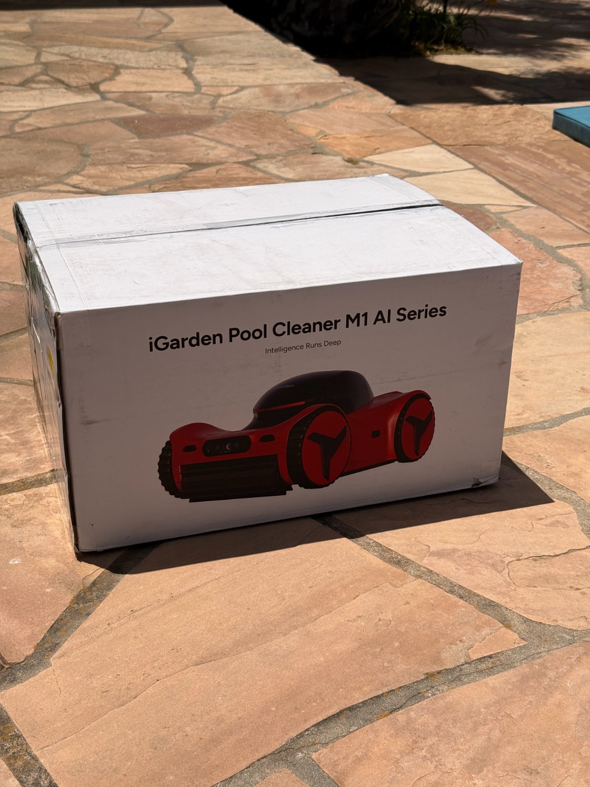 iGarden Robotic Pool Cleaner M1-AI 55 Cordless Pool Vacuum Cleaner