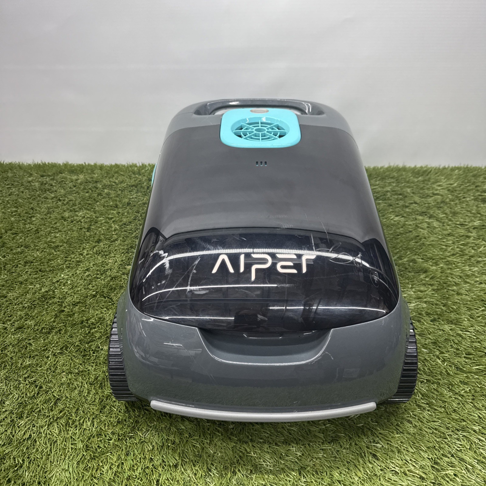 Aiper Scuba E1 Cordless Robotic Pool Cleaner Vacuum w/ Charger & Hook TESTED