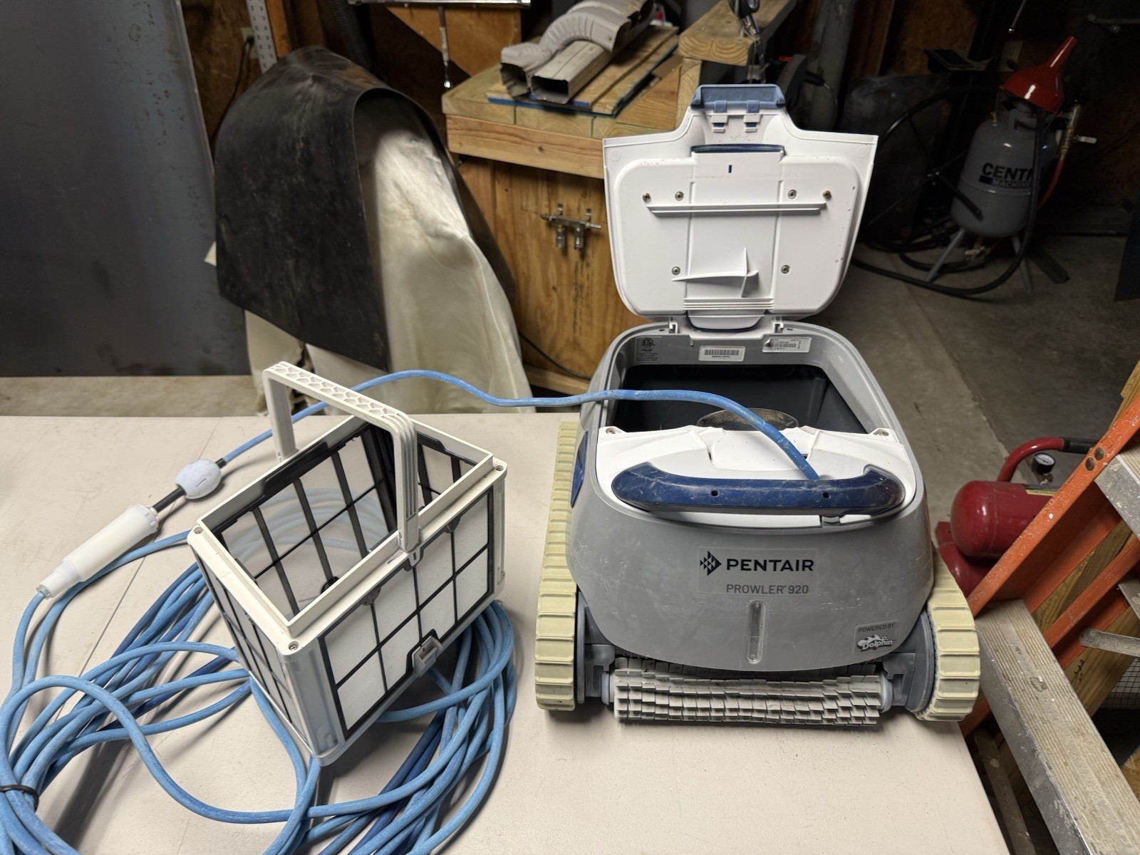 Pentair Prowler 920 Robotic Pool Cleaner, For Parts or Repair, Controller Works