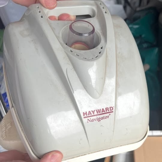 Hayward Navigator In Ground Pool Cleaner (Vinyl and Concrete Attachments)