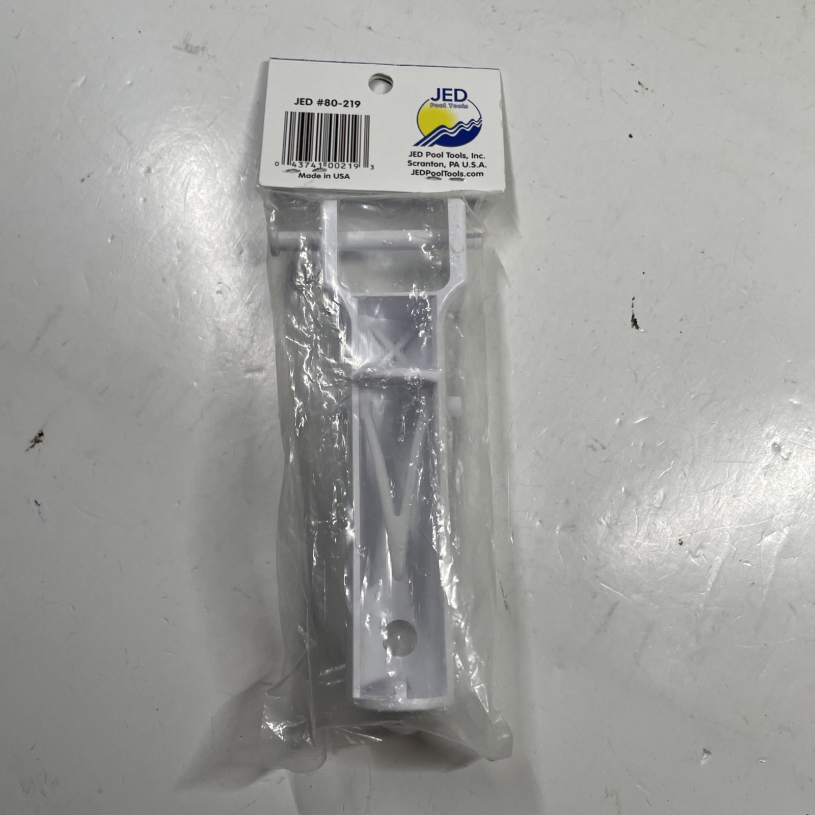 Jed Pool 8.2 In. x 3.8 In. x 1.2 In. Pool Vacuum Handle & Pin 80-219 JED Pool
