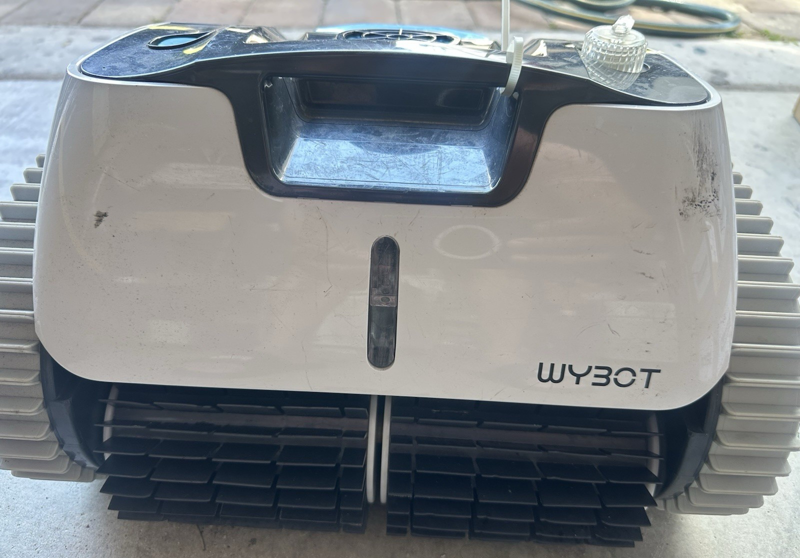 WYBOT Robotic Pool Cleaner Osprey 700 Pro FOR PARTS OR REPAIR – Non-Working