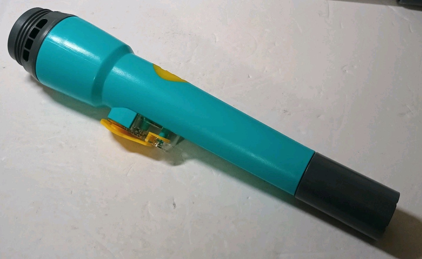 Universal Cordless Handheld Rechargeable Pool Vacuum Cleaner & Telescopic Pole
