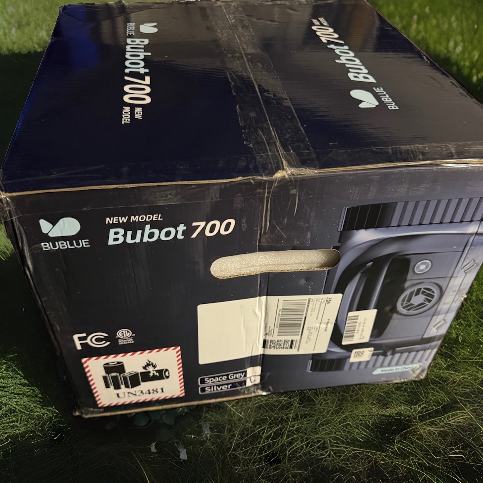 Bubot 700 Smart robotic pool cleaner, triple motor, wall-climbing, 210min runti