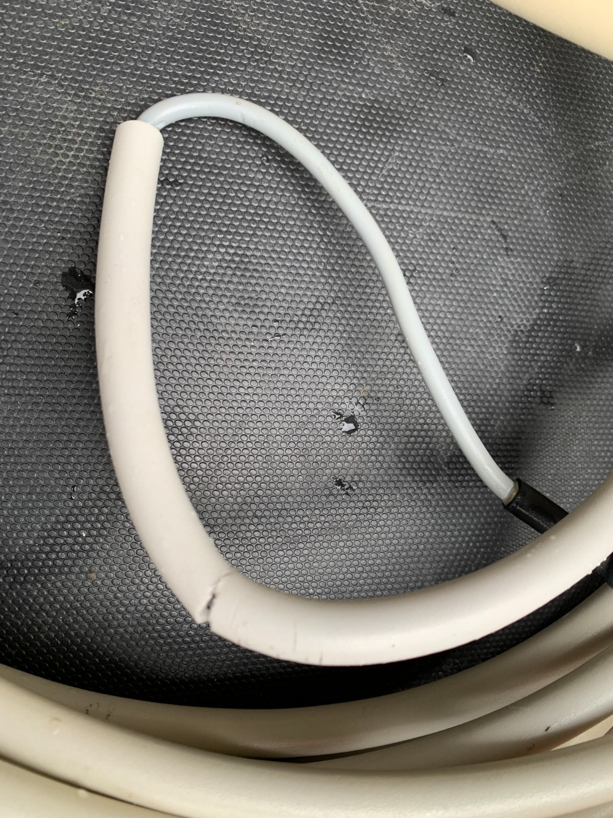 Used Aquabot Classic Cable