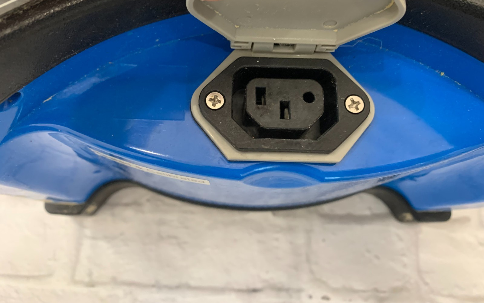 Aqua Products robotic pool cleaner power unit, model A78003.