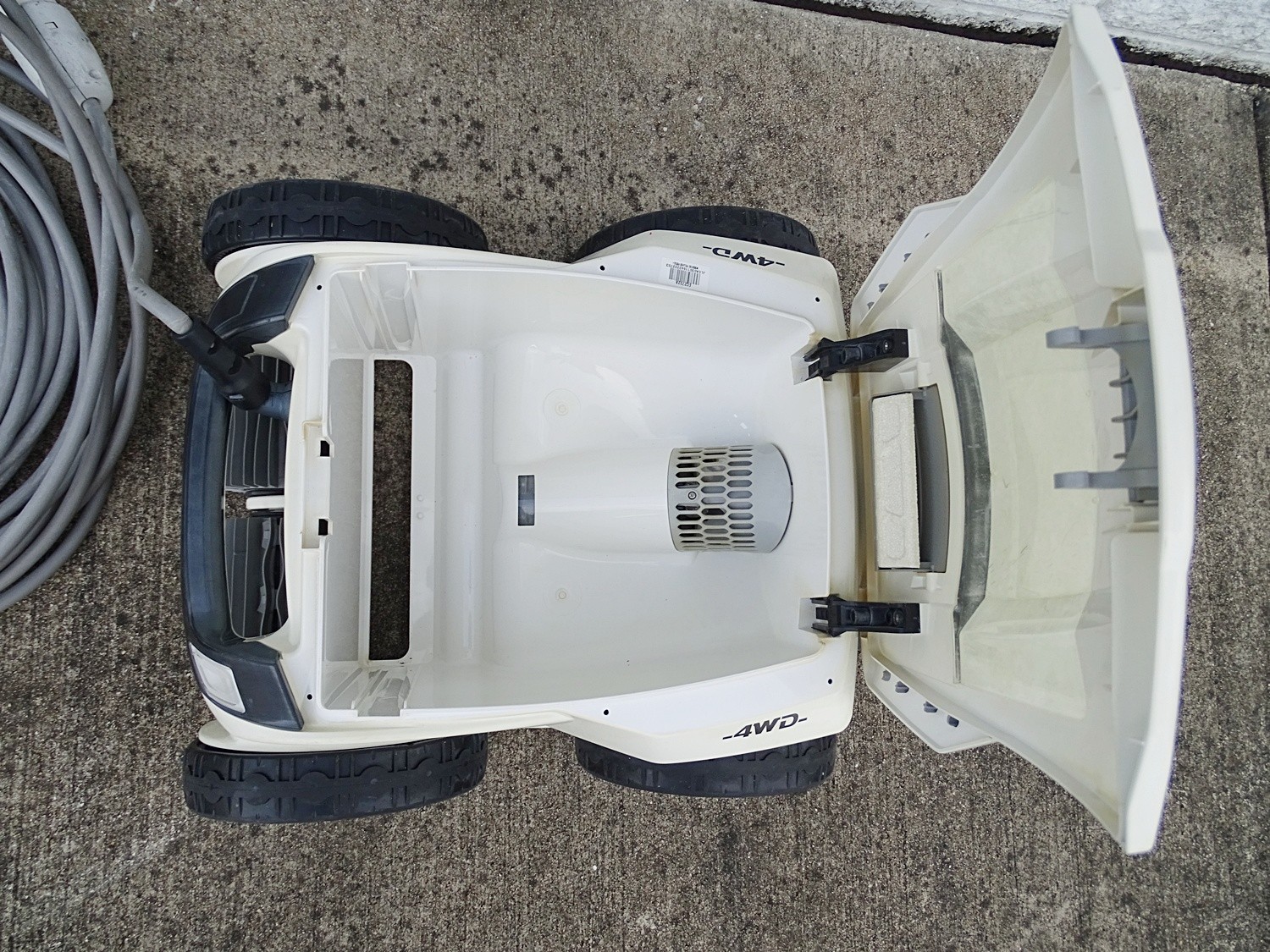 Polaris VRX iQ+ 4WD Robotic Pool Cleaner AS-IS, for parts