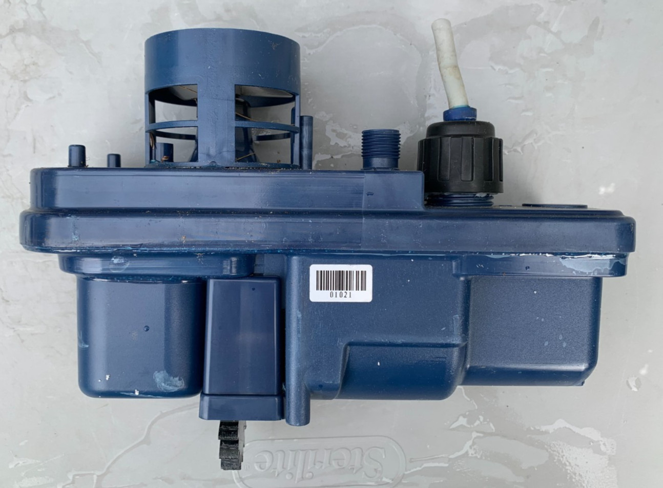 731-i Cobalt Intelligent Pool Cleaner motor unit (not tested)