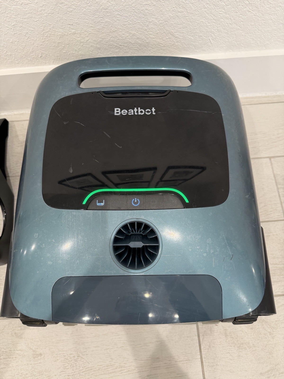 BEATBOT AQUASENSE PRO Robotic Pool Cleaner (UD2119861) w/ Charging Dock – Tested