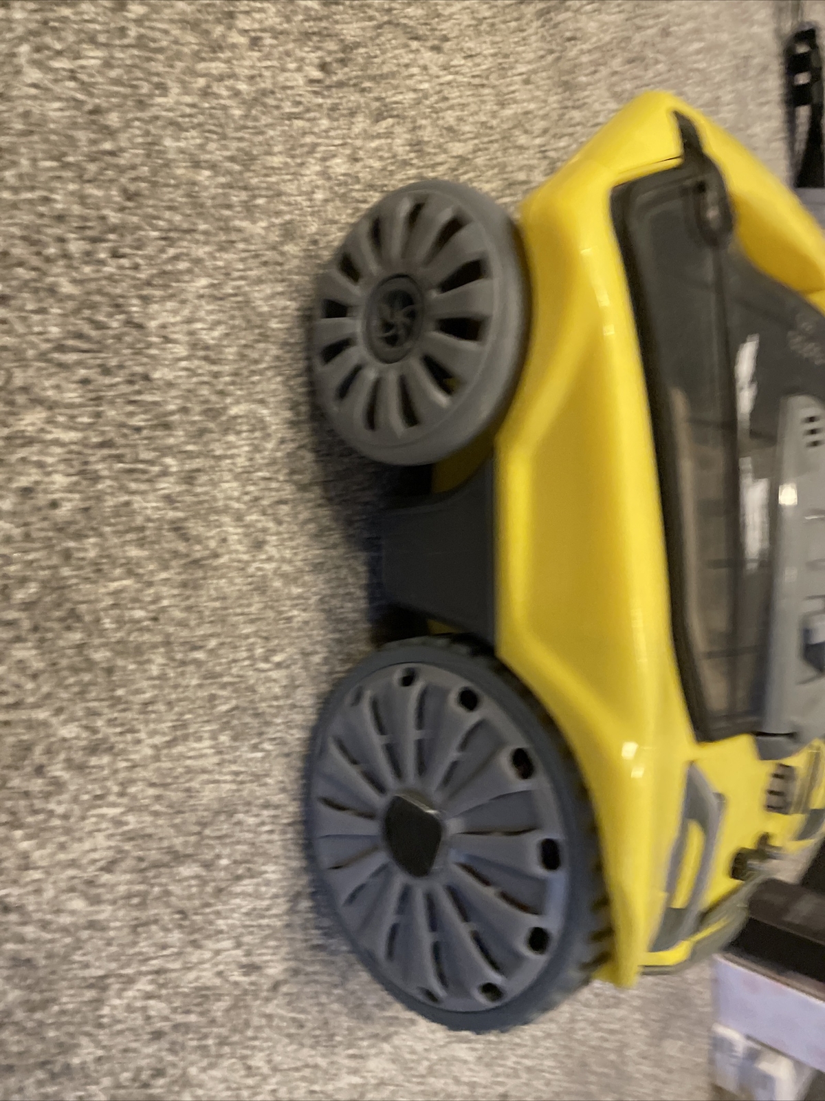 Robotic Pool Cleaner ELF08 Pro, Cordless Rechargeable Residential Pool Cleaner