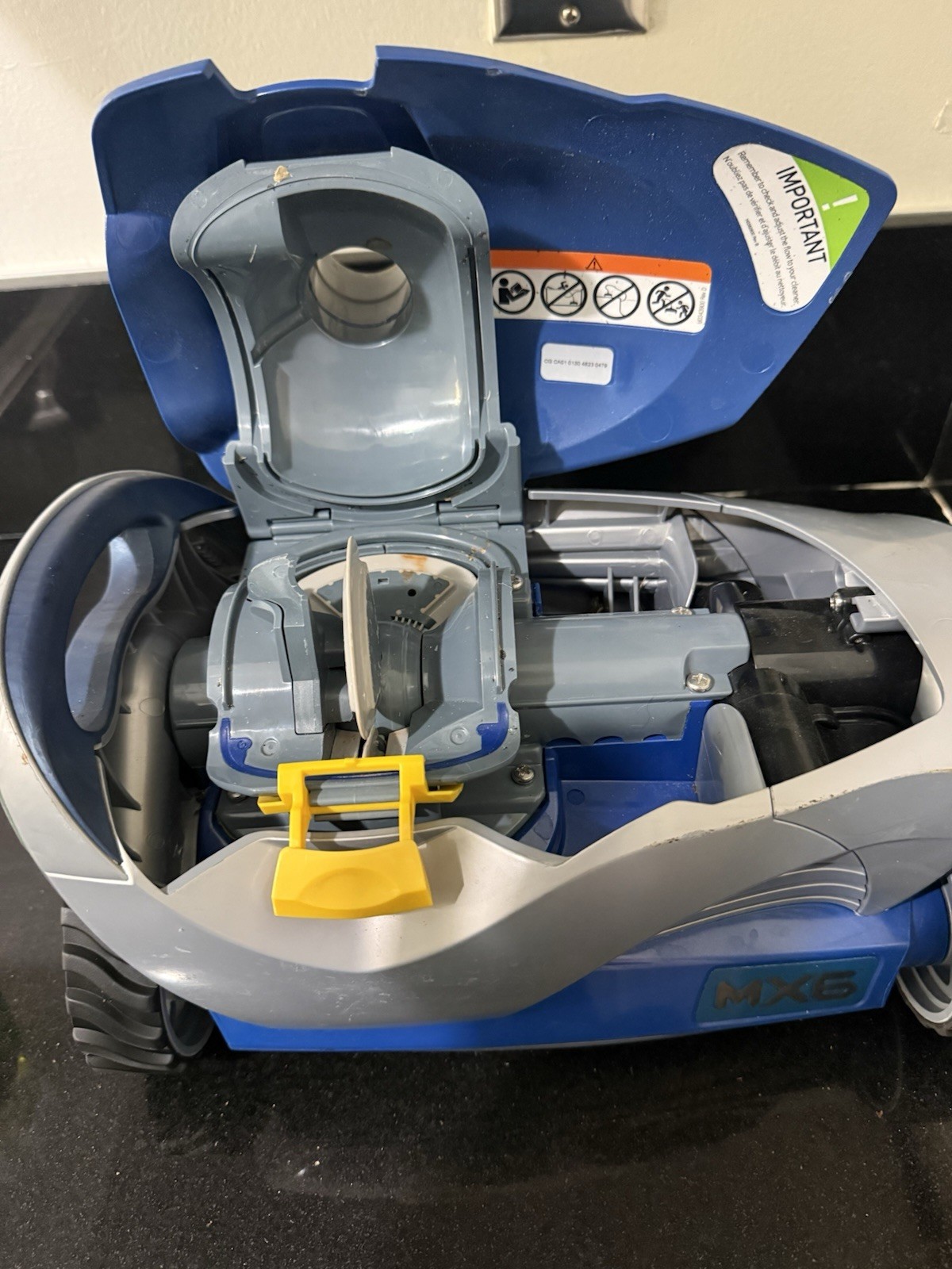 Mx6 Zodiac Pool Vacuum