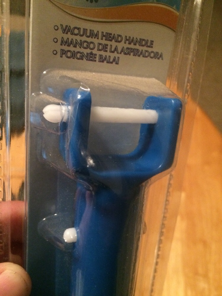 M1915 – Pool Style Vacuum Head Handle New In Package