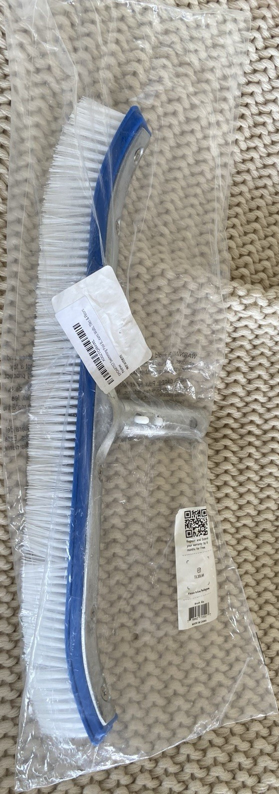Curved Pool Brush Plastic Metal Handle Blue Trim Cleaning Brush