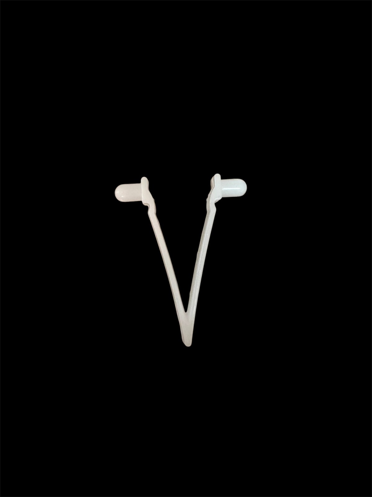 1 – Spring Clip V Clip for Handle Brush Pole Vacuum Head Skimmer Net Leaf Rake