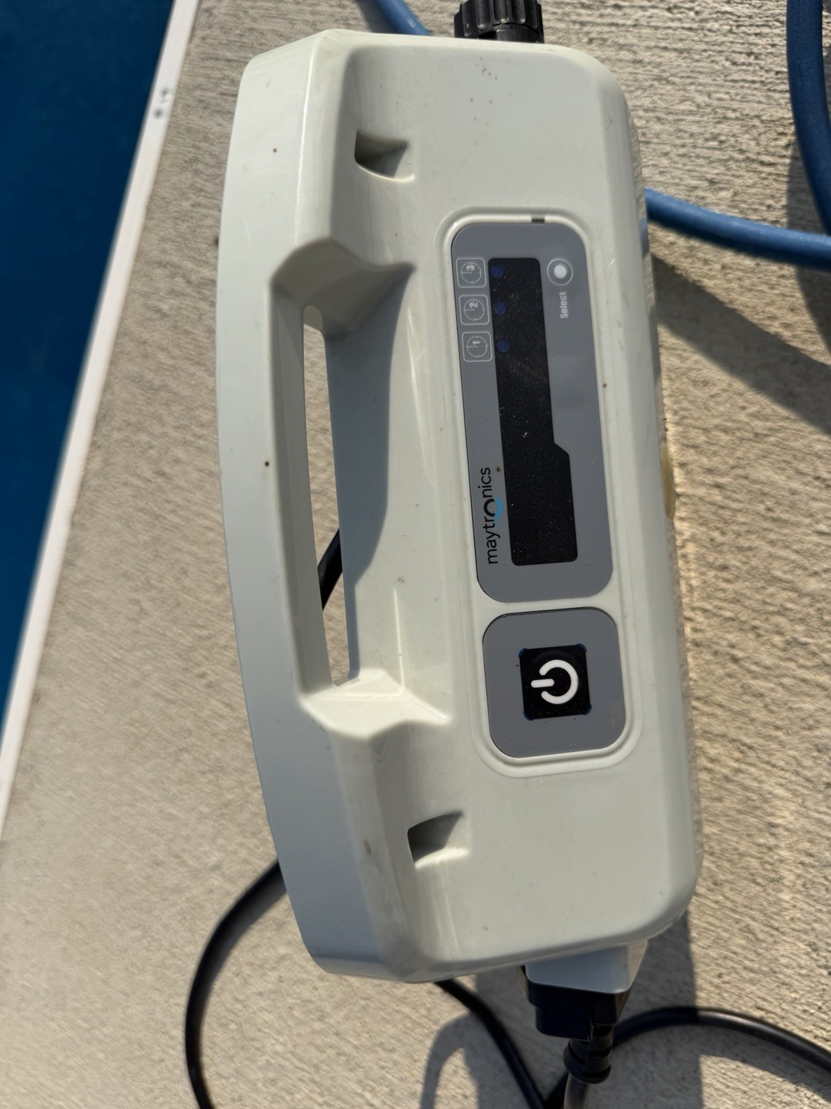 Dolphin M200 Pool Cleaner Robot