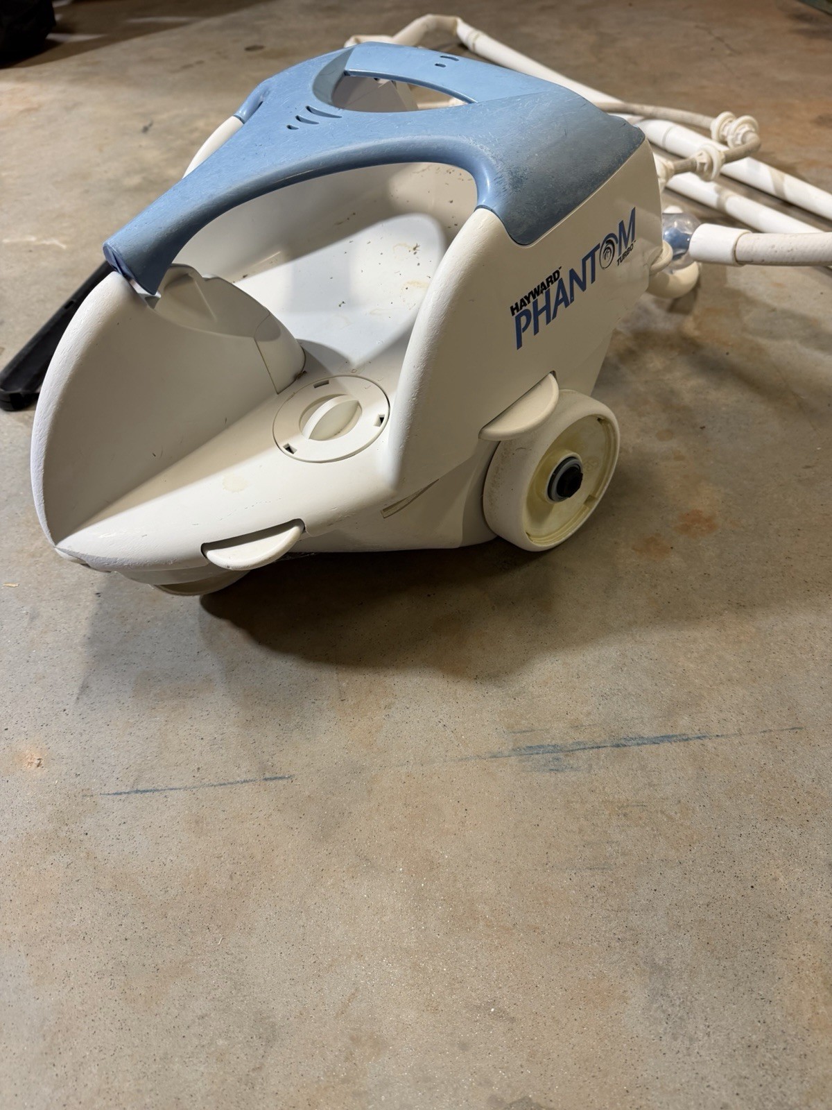 Hayward Phantom 6000 Pressure Pool Cleaner with Hose & Debris Bag