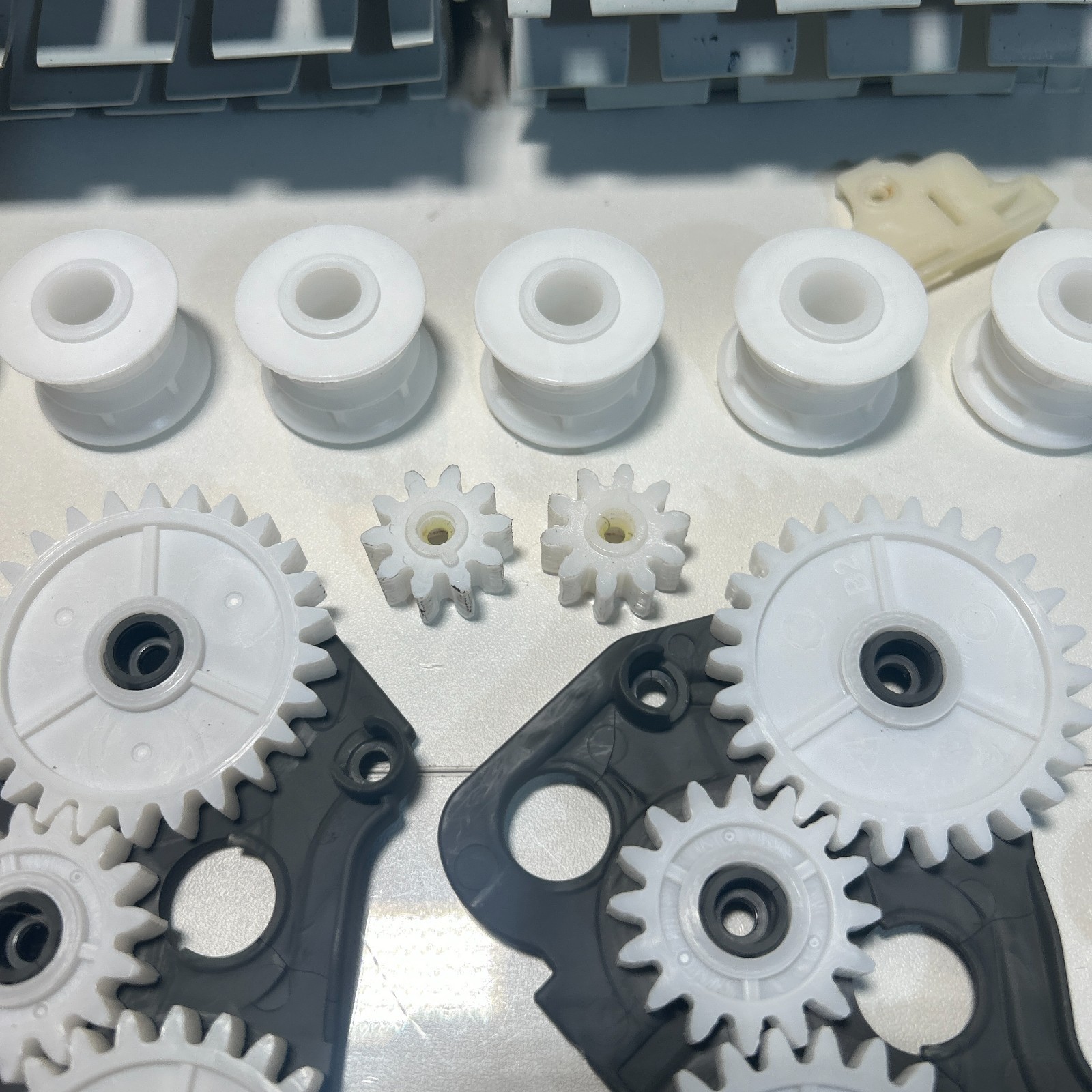 Aquabot Elite Pro Automatic Pool Cleaner Parts Lot Rollers Gears