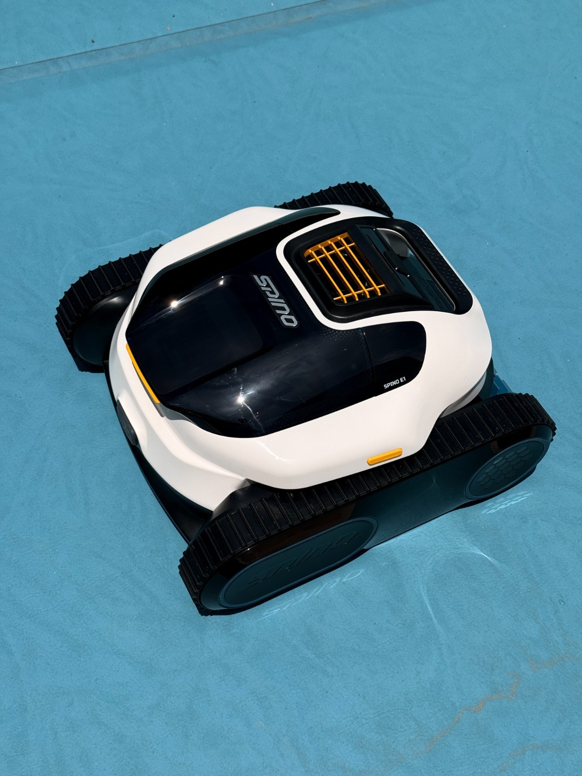Spino E1 Cordless Robotic Pool Cleaner Wall & Waterline 1600 Sq Ft 210min App