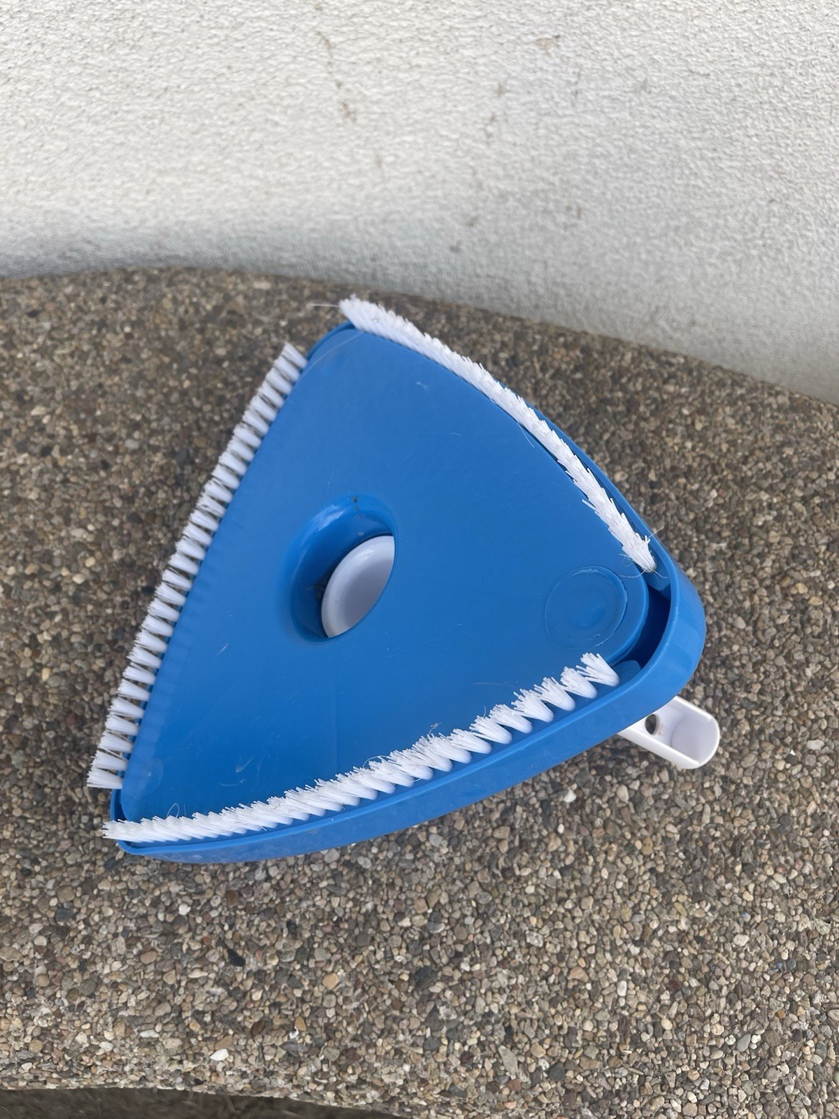 Poolmaater 18510 Triangle Vinyl Liner Swimming Pool Vacuum Head