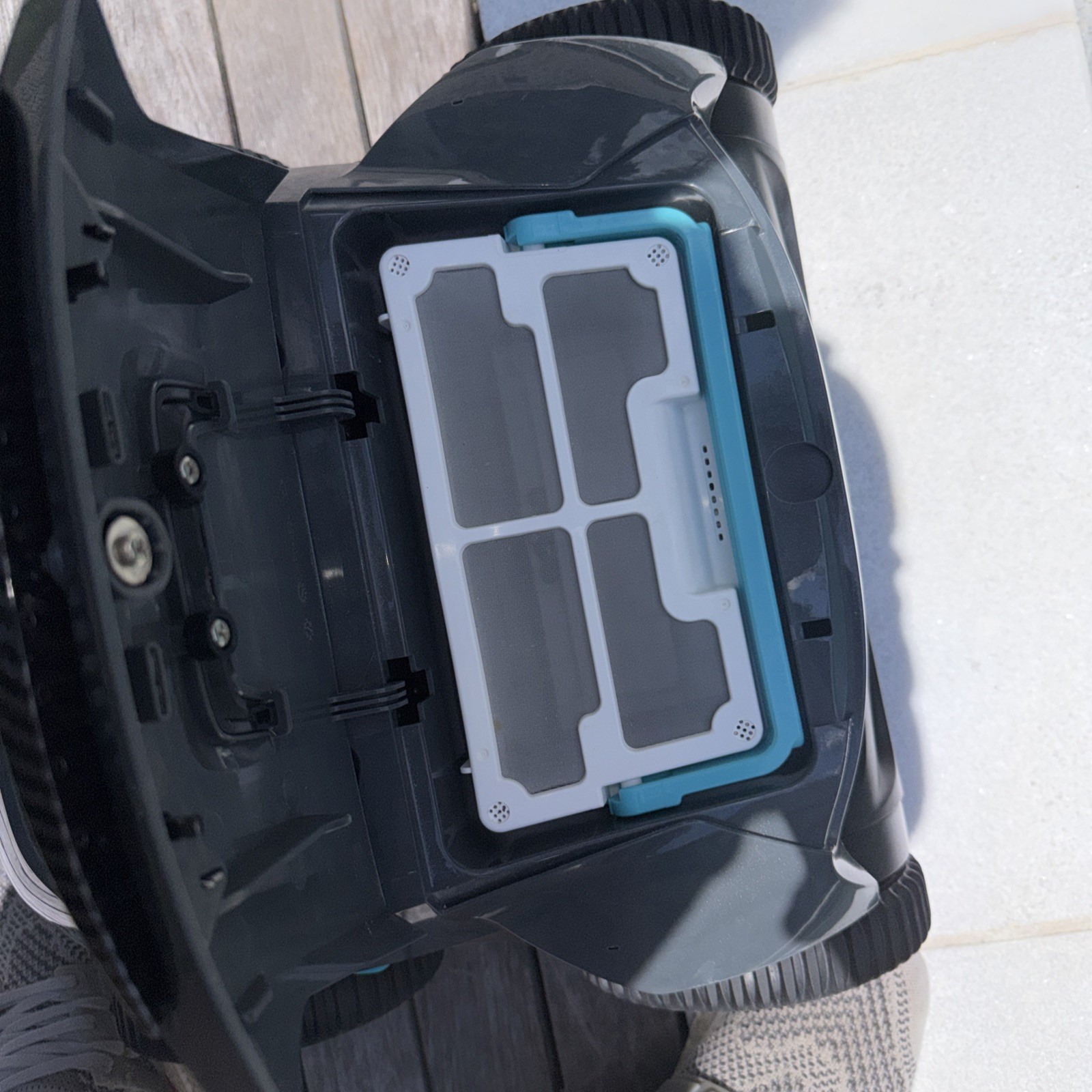 AIPER Seagull Pro Cordless Robotic Pool Cleaner up to 1,600 sq.ft, ZT6001