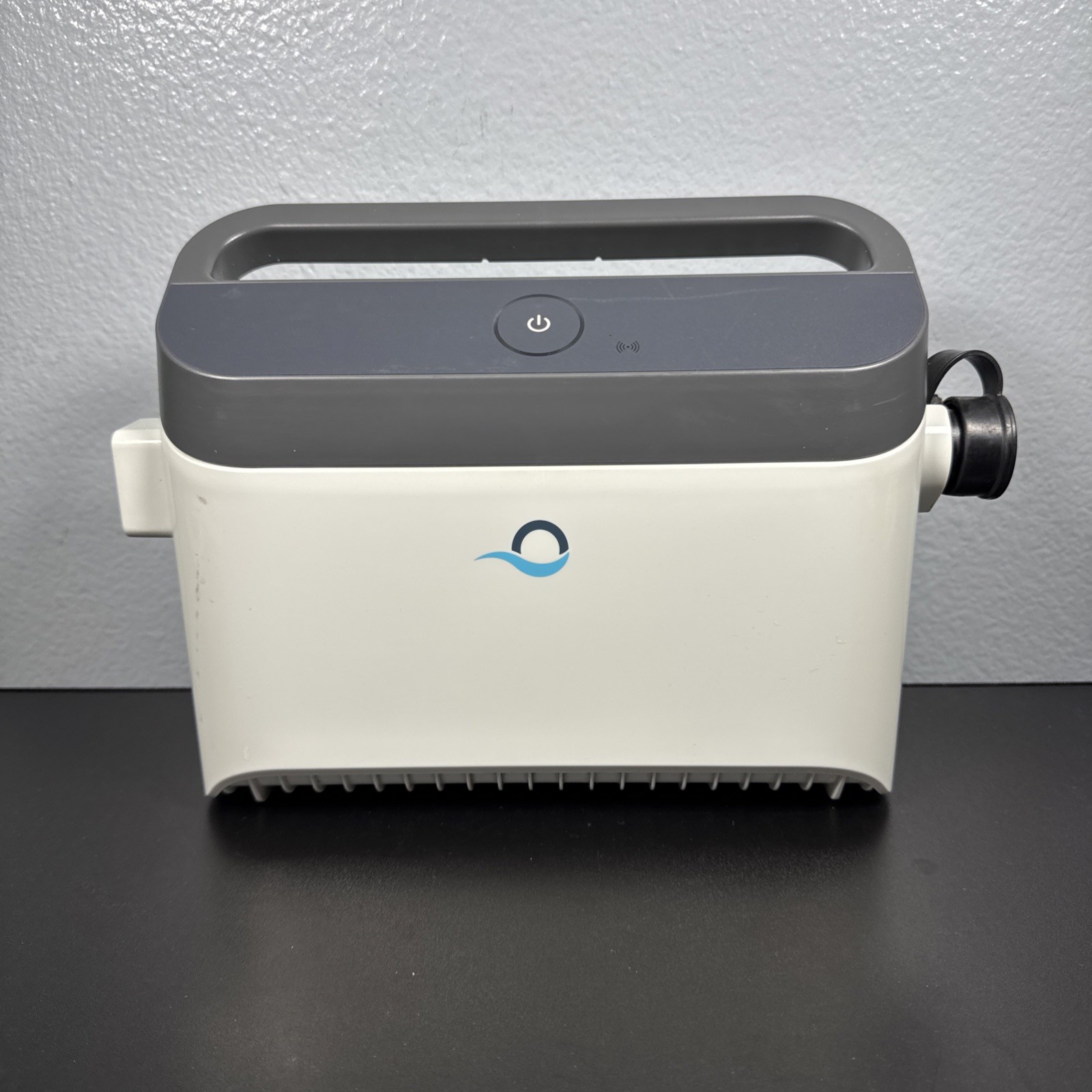 Please Read!!!Dolphin Maytronics OEM Power Supply No Power Cord Powers On FPOR