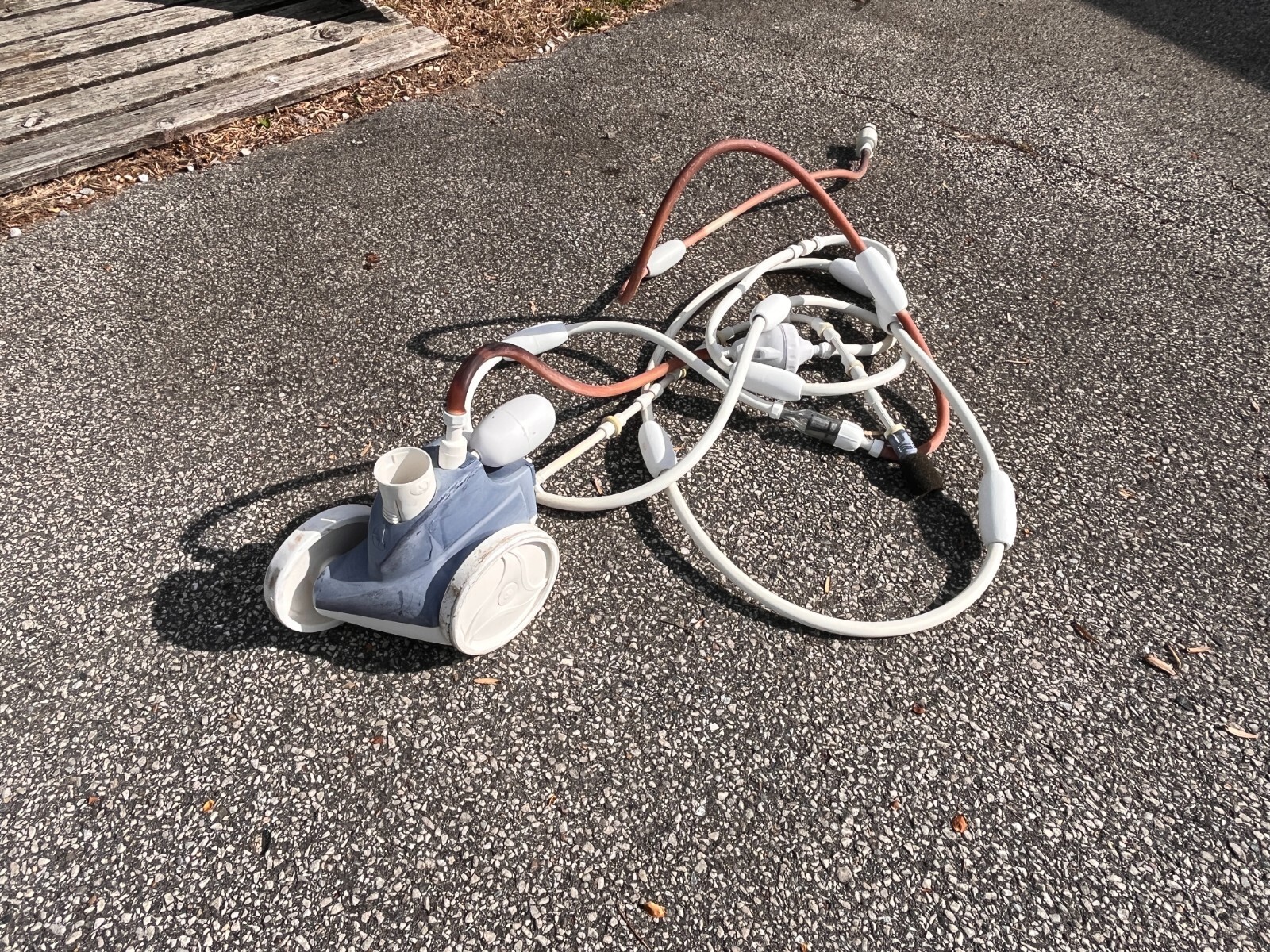 Polaris 380 Durable Pressure Pool Cleaner – Used