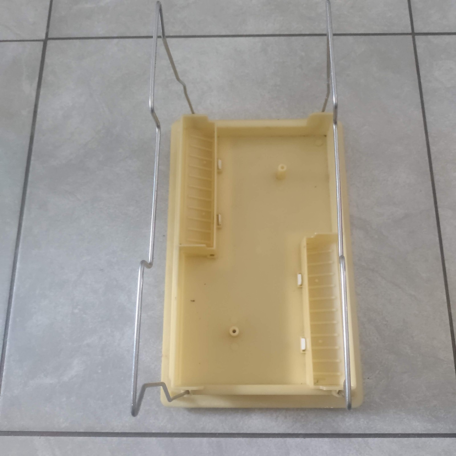Aquabot Junior filter housing