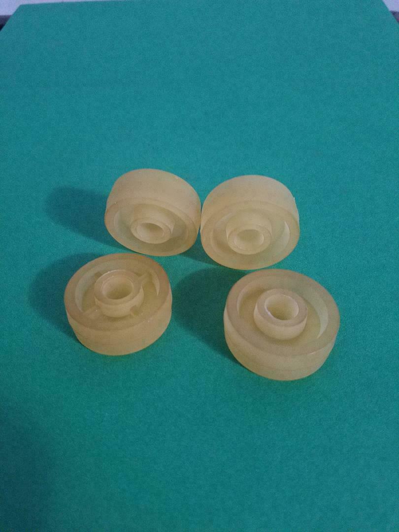 Pentair Rainbow R201446 #177 Polyurethane Deluxe Translucent Wheel w/ 0.375 Hole