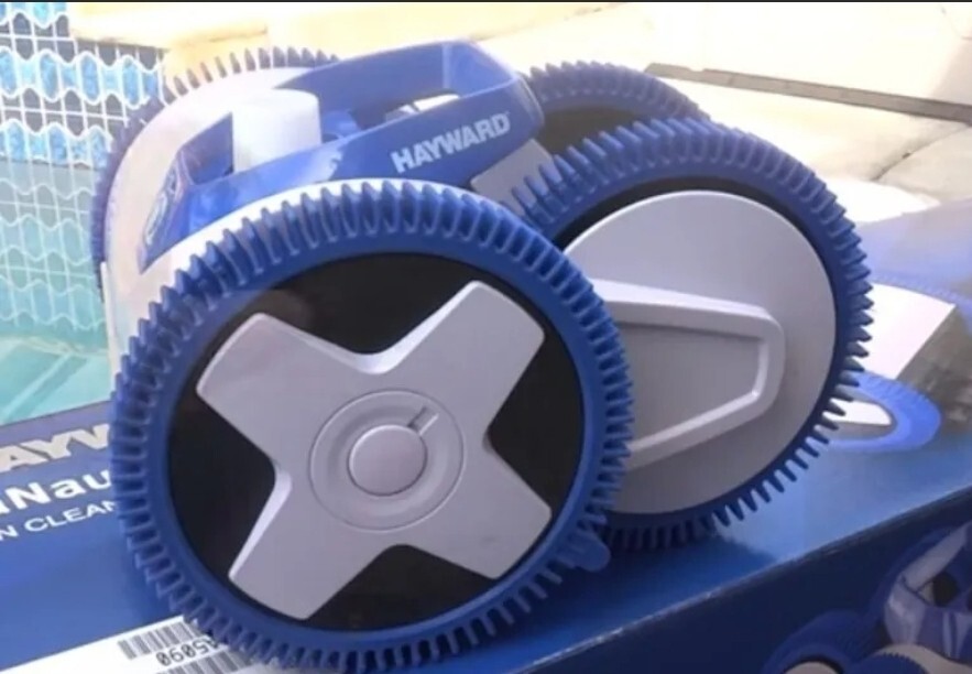 Hayward Aquanaut 450 Suction Pool Cleaner Replacement Head Only – Brand New –