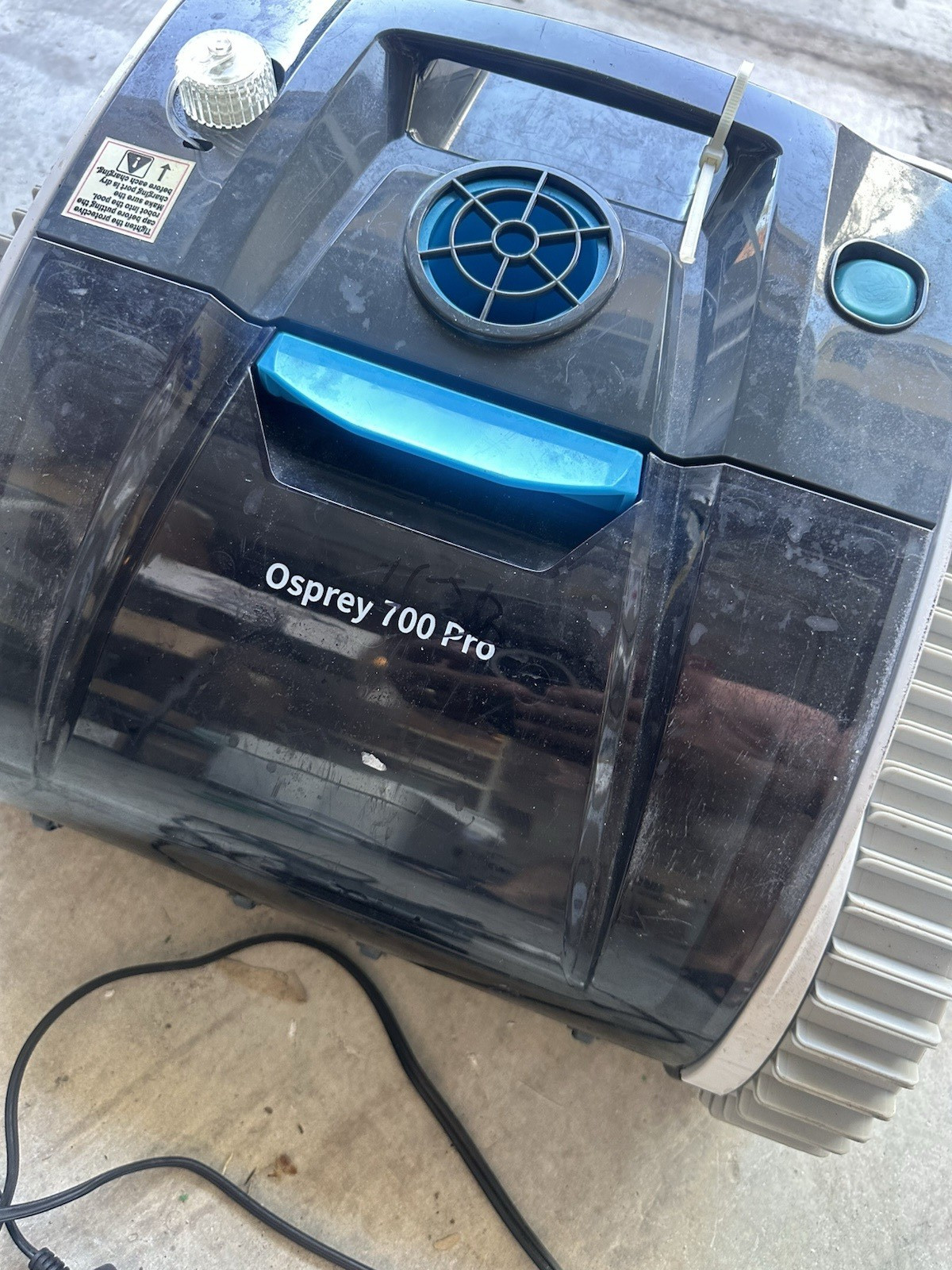 WYBOT Robotic Pool Cleaner Osprey 700 Pro FOR PARTS OR REPAIR – Non-Working