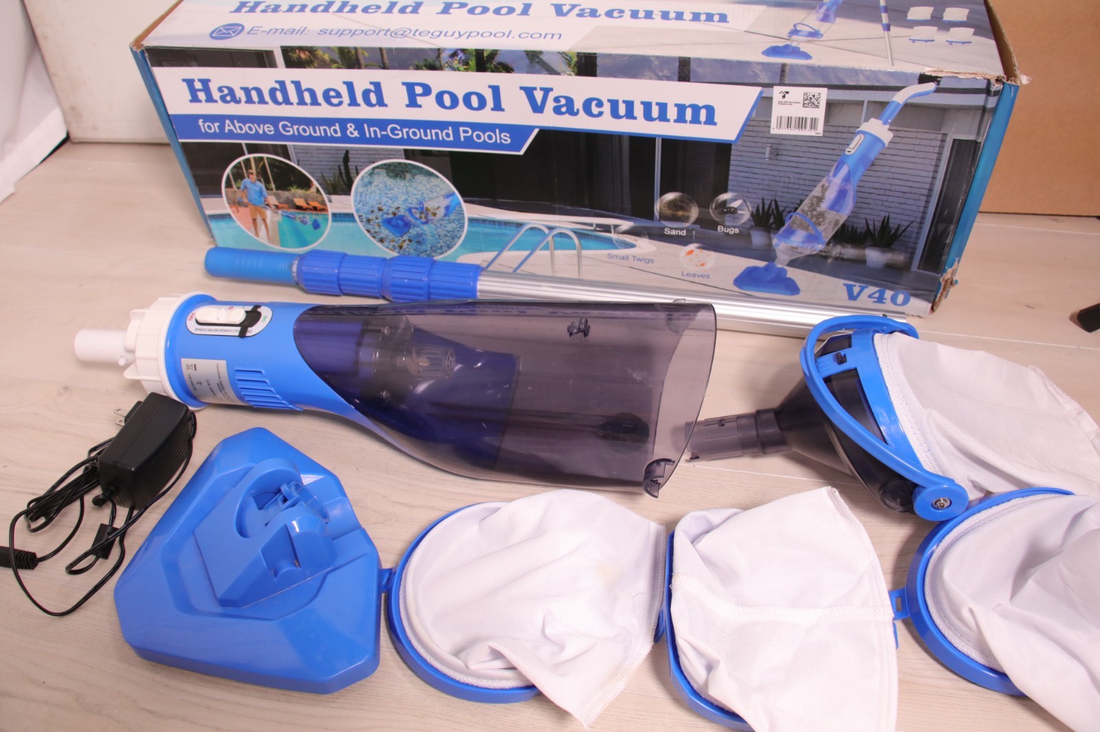 Handheld Pool Vacuum with Strong Suction, Cordless Pool Vacuum Battery Operated
