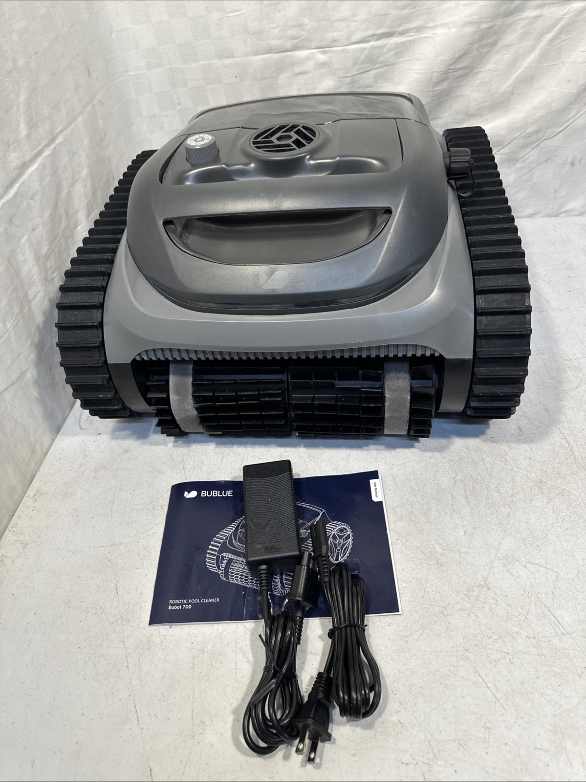 Bubot 700 Robotic Pool Cleaner 100% Satisfaction Guaranteed ￼