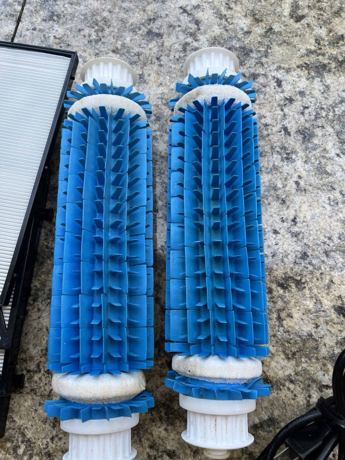 Dolphin Nautilus 115V CB Robotic Pool Cleaner PARTS ONLY from a working unit.