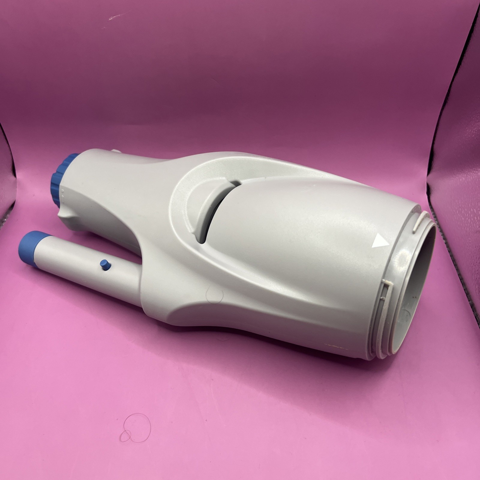 KOKIDO XTROVAC 110 Rechargeable Handheld SWIMMING Pool Vacuum Set Model EV05