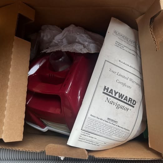 Hayward Navigator In Ground Pool Cleaner (Vinyl and Concrete Attachments)