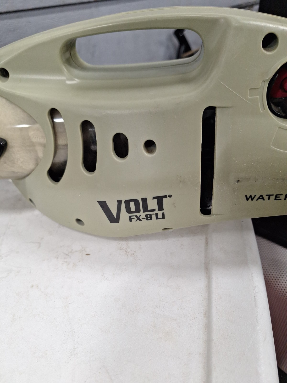 Water Tech Pool Blaster Volt FX-8Li Battery Powered Pool & Spa Vacuum 34000KL