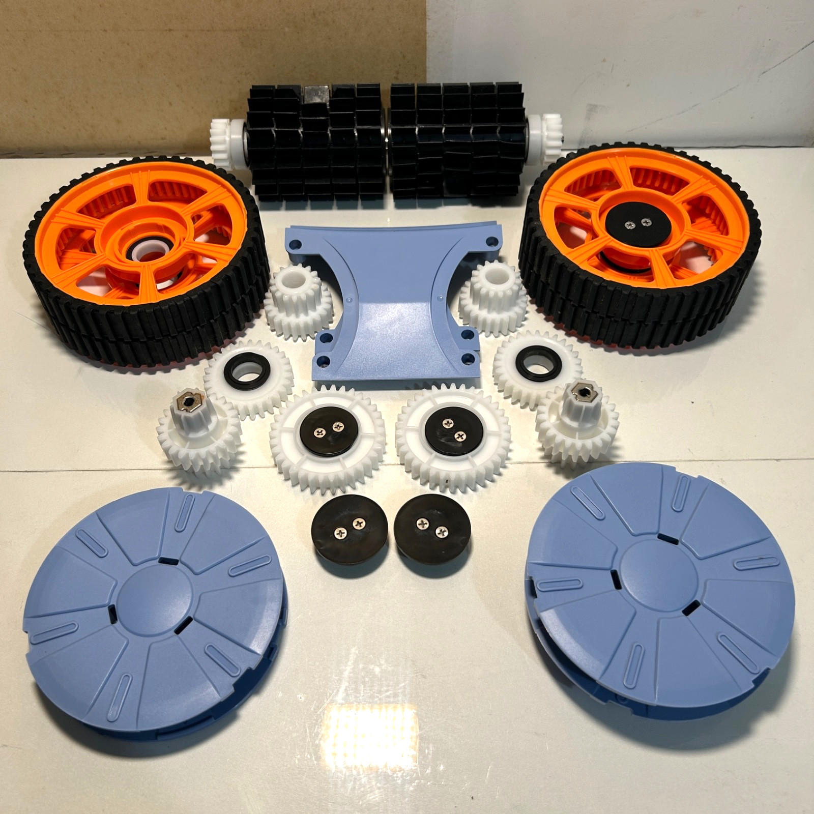 Seauto SAT20 Cordless Robotic Pool Cleaner Replacement Parts Lot Rollers Gears