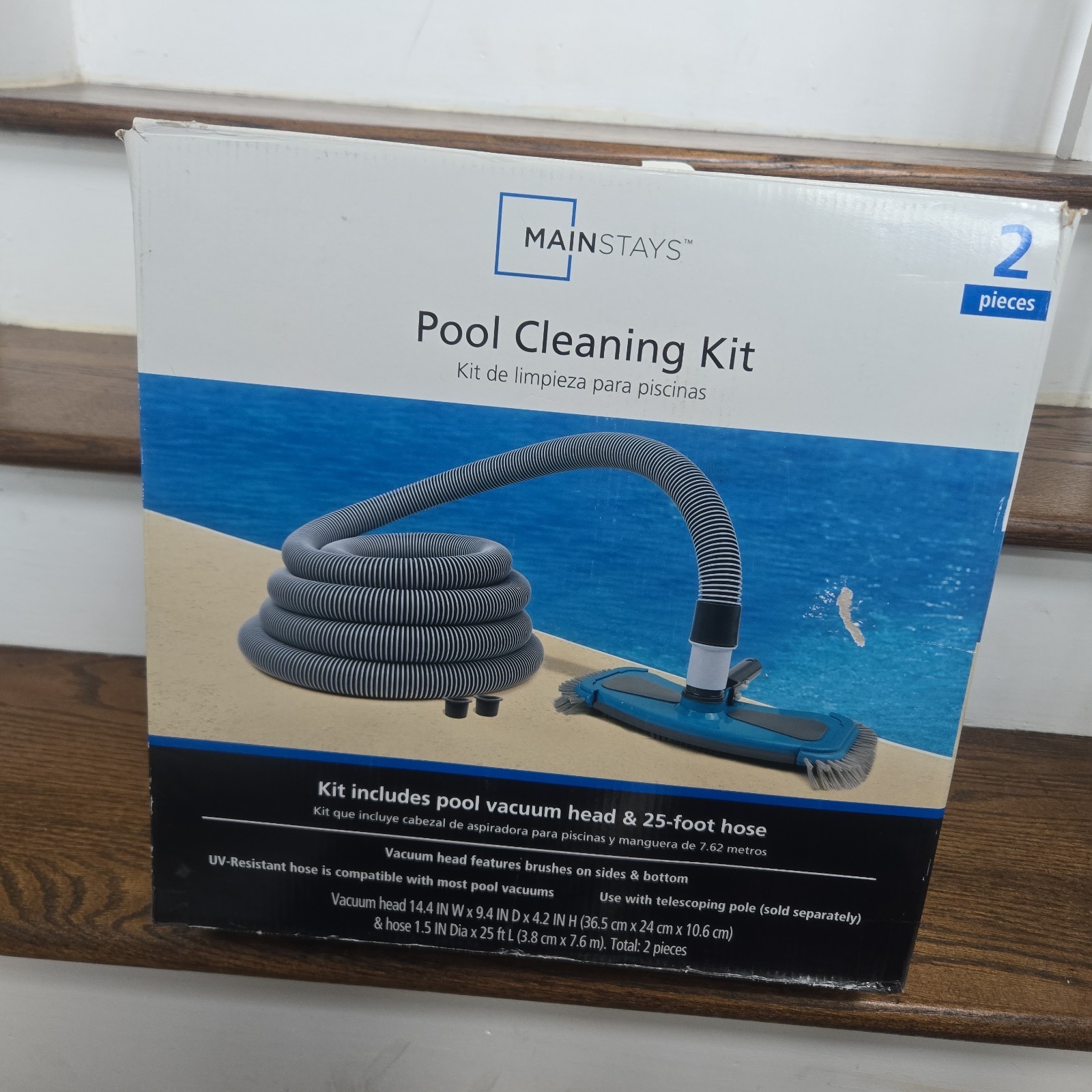 Mainstays Pool Vacuum Kit 2-Piece 25ft UVResistant Hose+Swivel Head 14.4 In W 9.