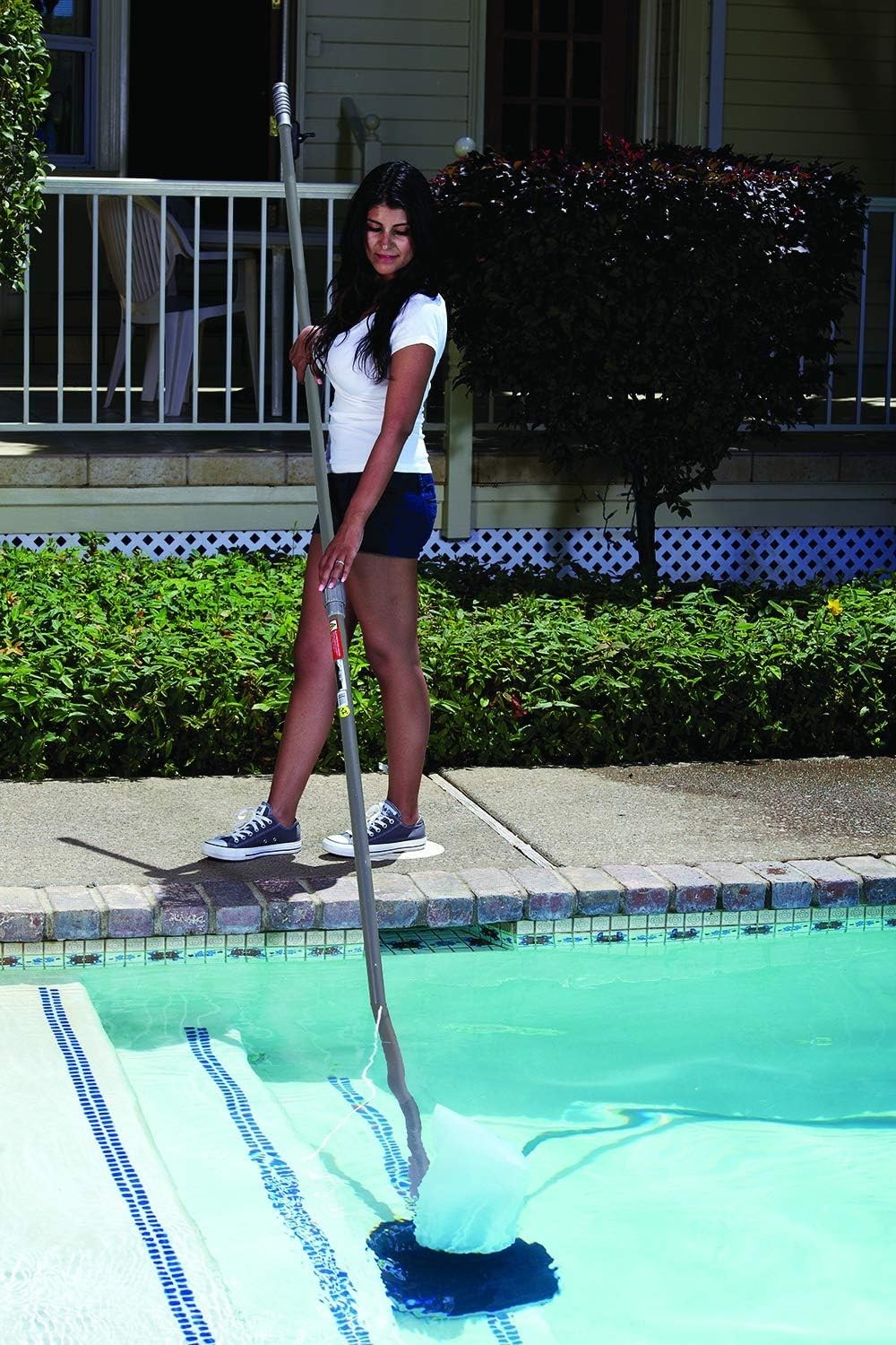 Lightweight Pool Leaf Vacuum with Wheels & Reusable Mesh Bags – Easy to Use