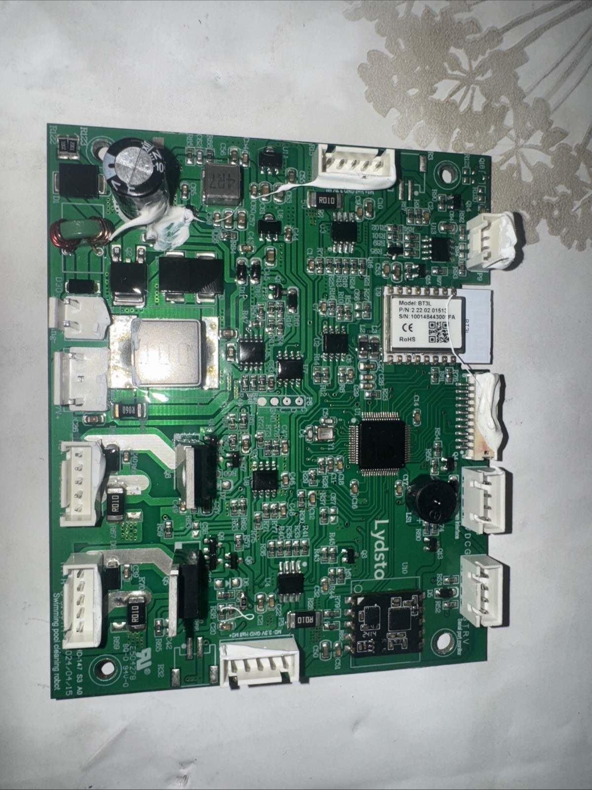 Parts For:POOLMR Cordless Robotic Pool Cleaner -120 Mins RT, Quad-Motor Powerful
