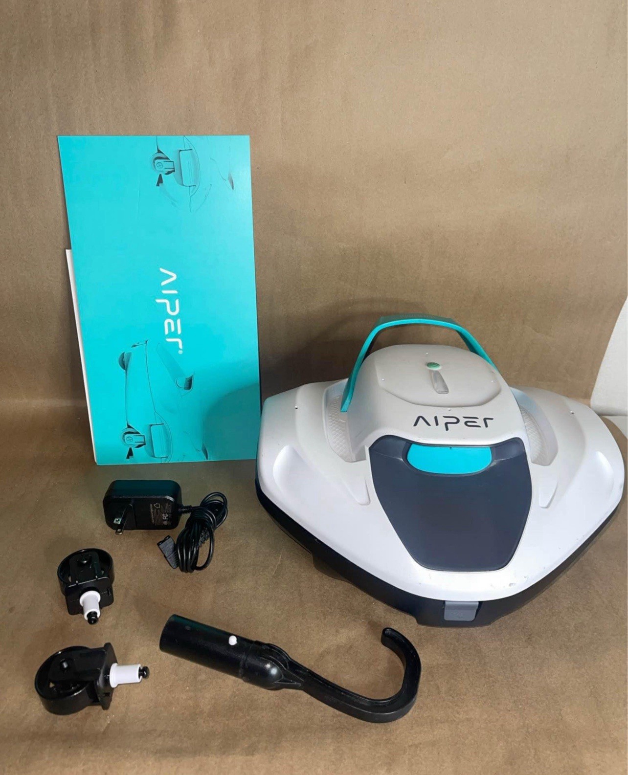 Cordless Robotic Vacuum Pool & Spa Floor Cleaner Maintenance Aiper Seagull 800
