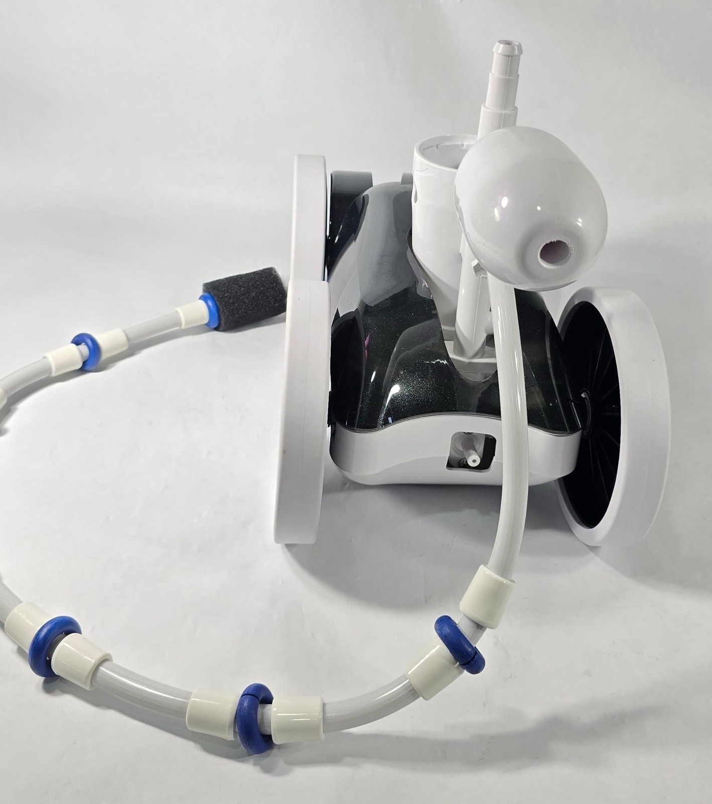 MAKHOON MPC2 Pressure Side Inground Pool Cleaner 4 Wheel *Has Some Scratches*