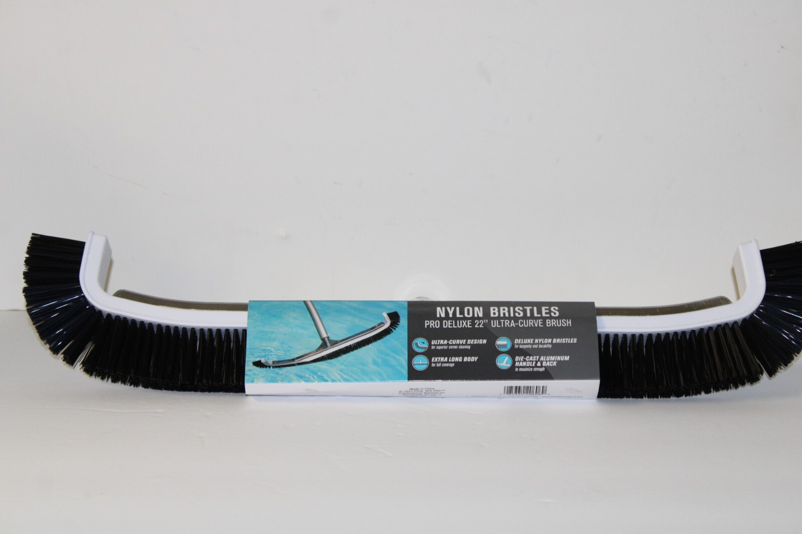 Pool Spa Pro Deluxe 22 Inch Ultra-Curve Swimming Pool and Spa Cleaning Brush