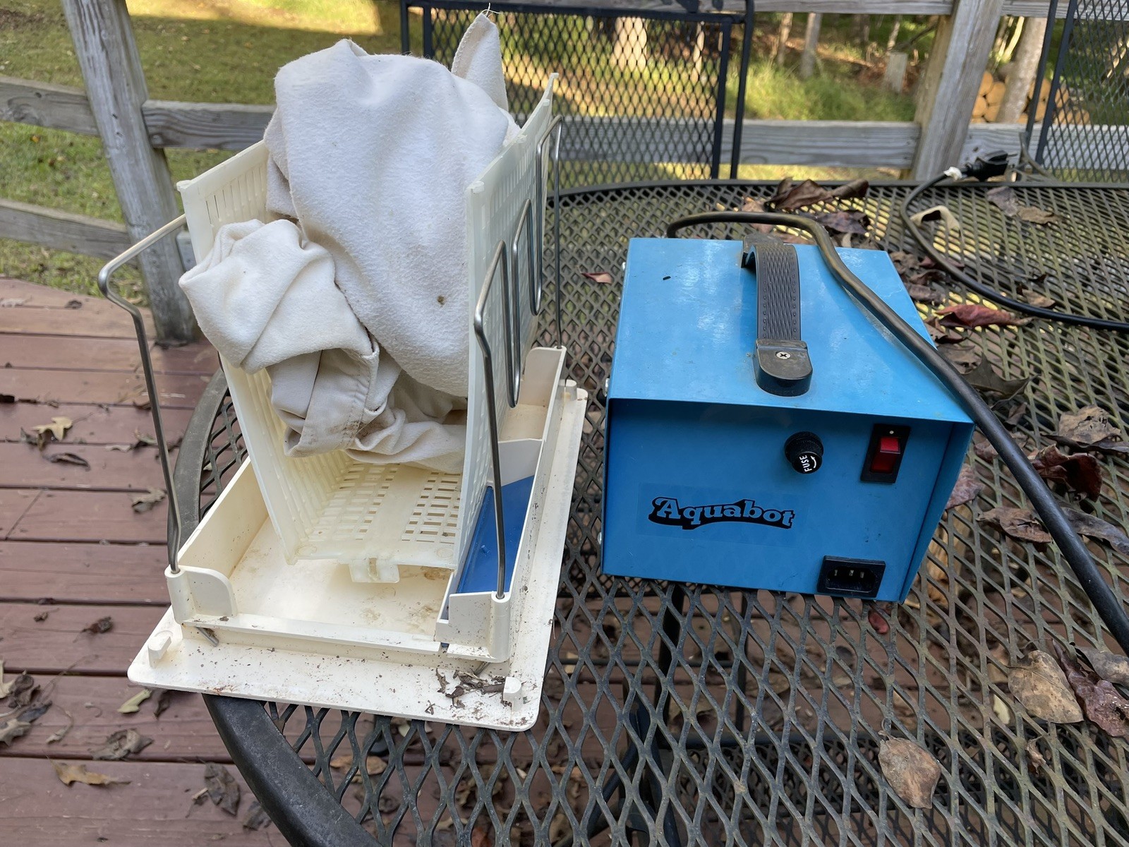 Vintage Aquabot Pool Cleaner For Parts Or Repair With Power Supply