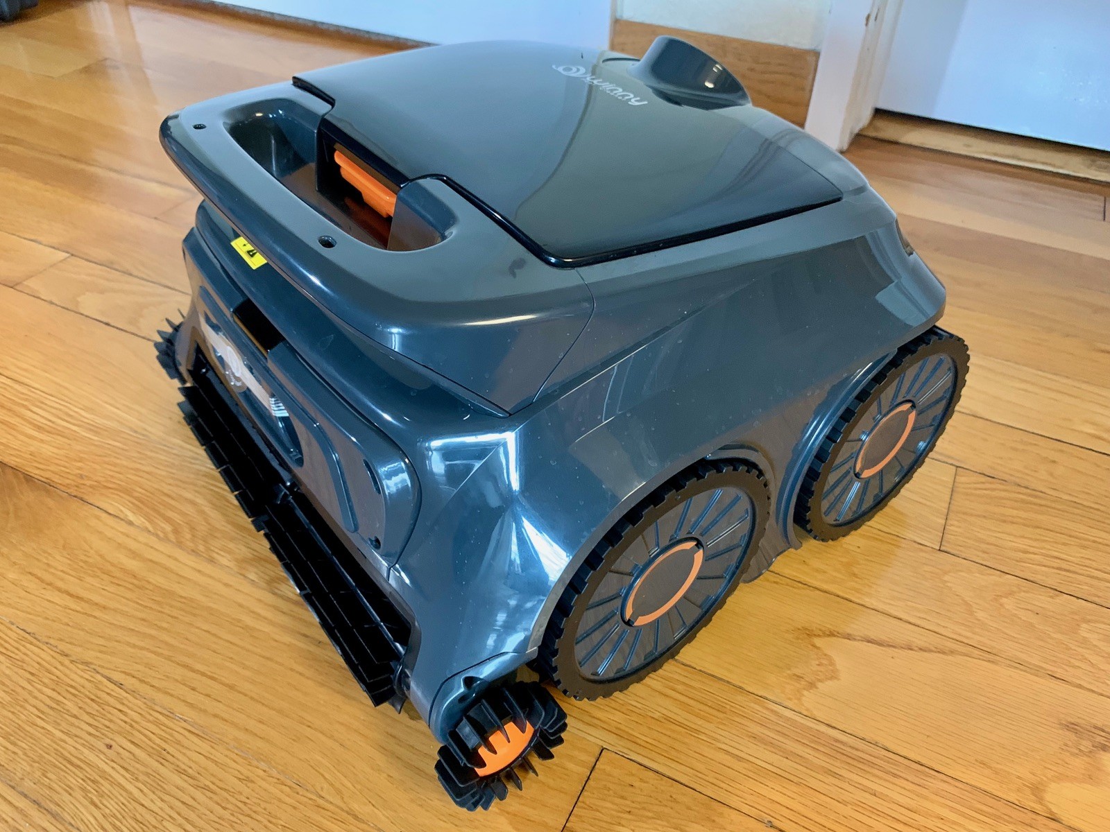 Winny B1 Cordless Robotic Smart Pool Cleaner, App Control, 100 min Runtime!