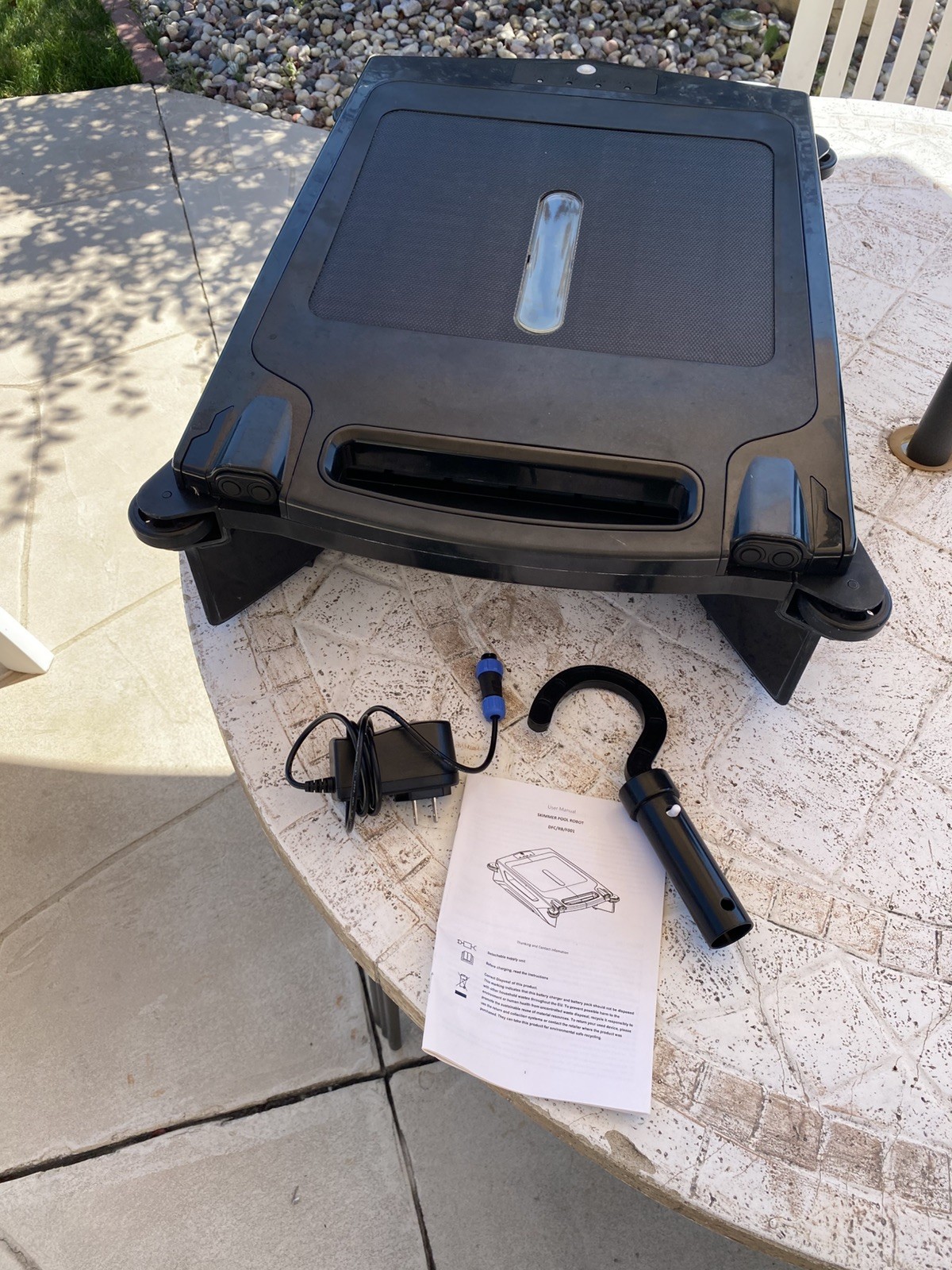 Solar Robotic Pool Skimmer 2 Cleaning Mode Automatic Swimming Pool Cleaner Robot