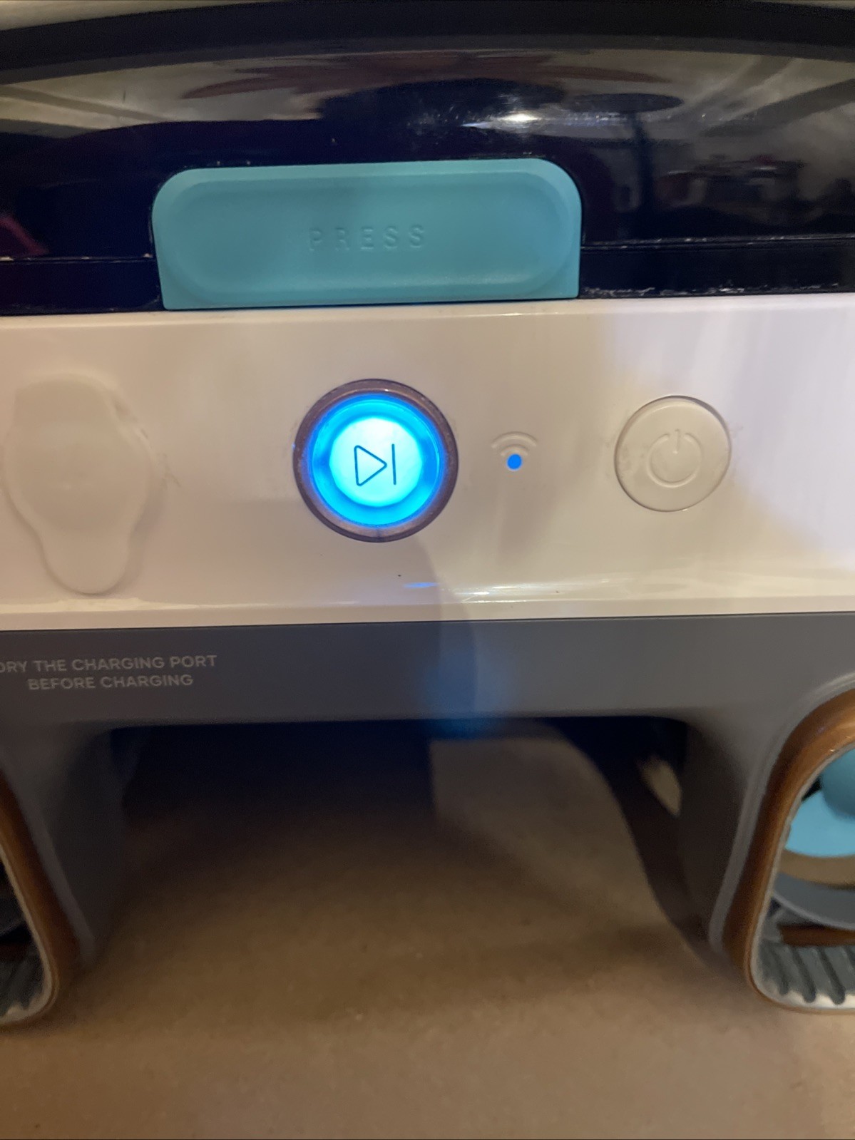 Aiper Surfer M1 Automatic Pool Skimmer Robotic Surface Cleaner with App Control