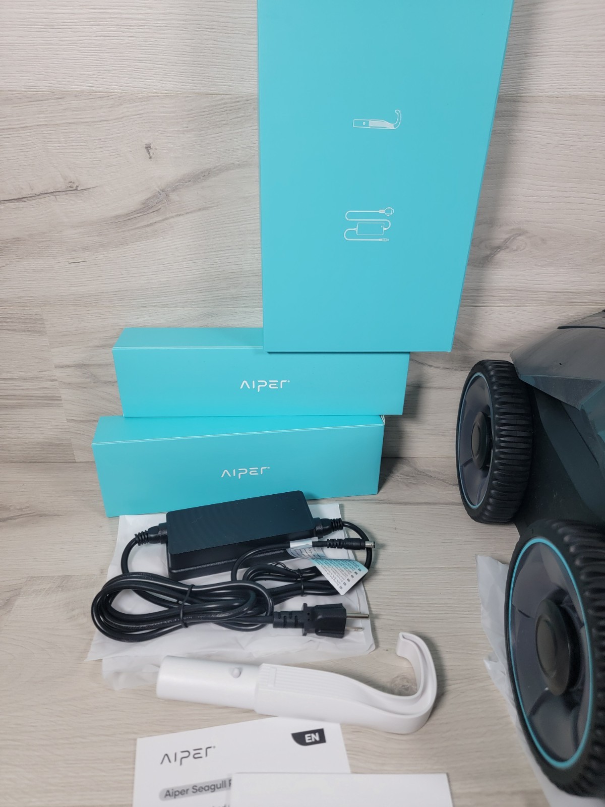 NEW!! Aiper Seagull Pro Cordless Robotic Pool Cleaner ZT6002 « COMPLETE »